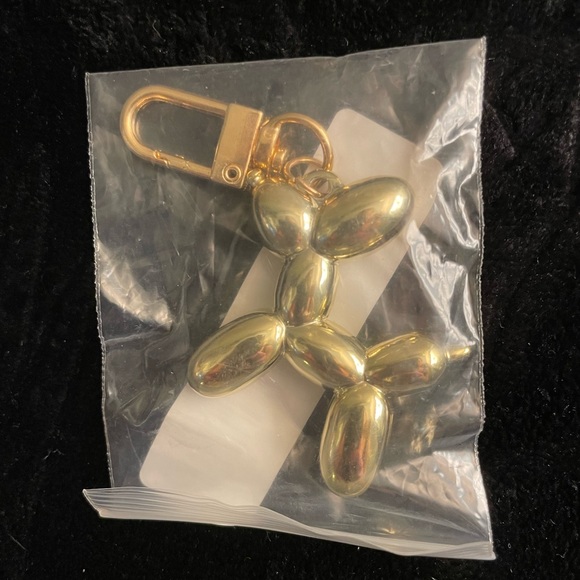BALLOON DOG | Metallic Gold | Bag Charm | Keychain (Brand New!) 💕 - Picture 2 of 4